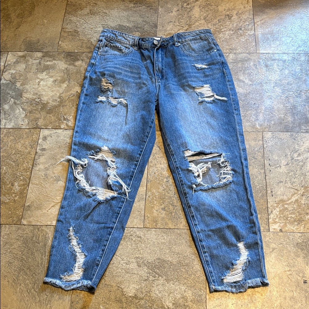 Petra 153 Casual Distressed Boyfriend Jeans in Blue